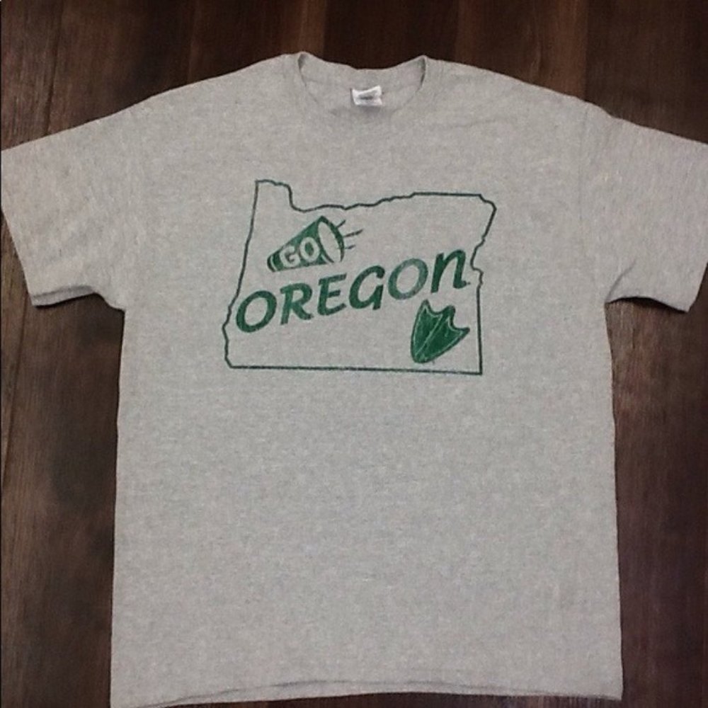 University of Oregon Sz. Large Grey Tee Shirt